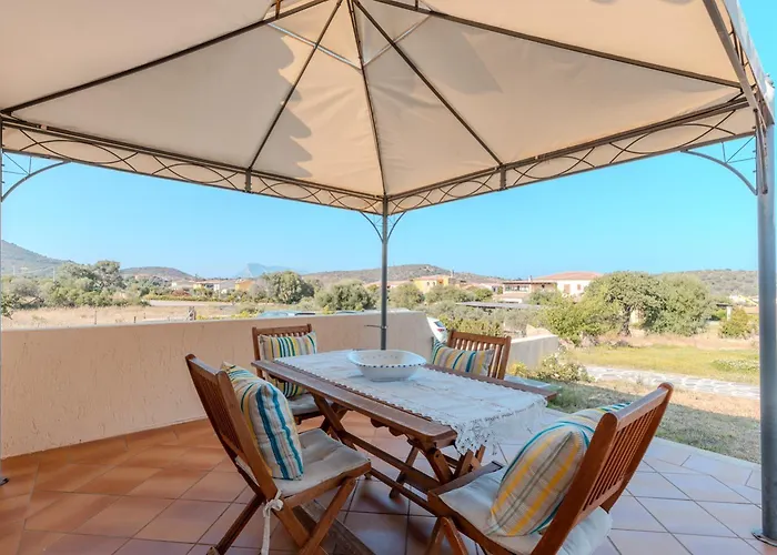 Splendido Stazzo Vista Mare Lu Fraili شقة سان تيودورو